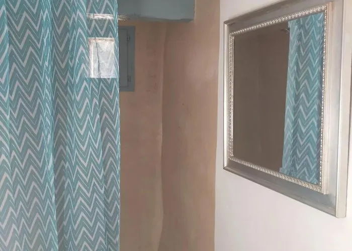 Appartement Dans La Médiévale De Avec Terrasse *